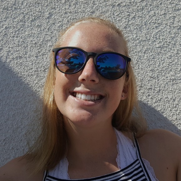emmaacbell1